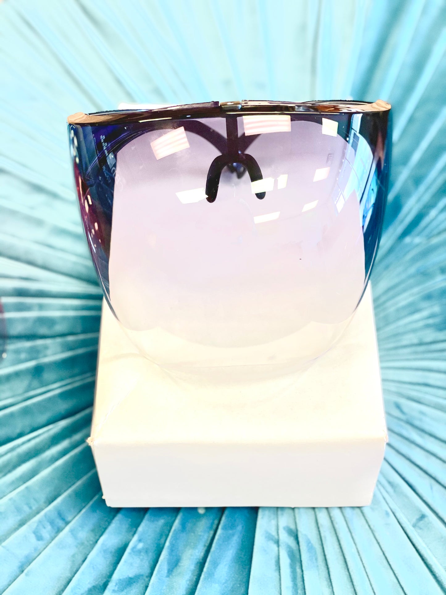 Luxe Bubble Shield